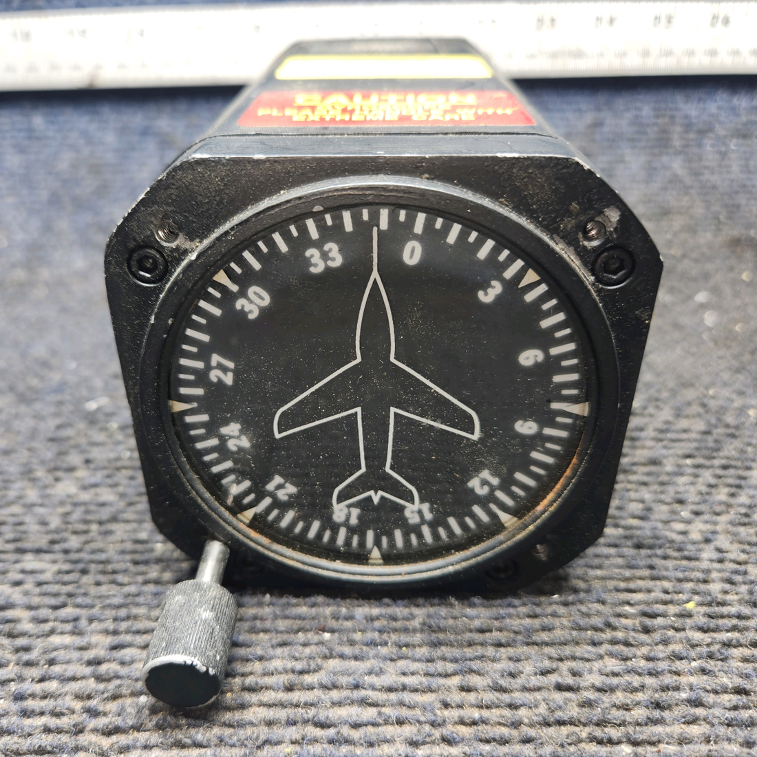 Used aircraft parts for sale, J8000-05 RC Allen Piper PA-28-140 Directional Gyro Indicator
