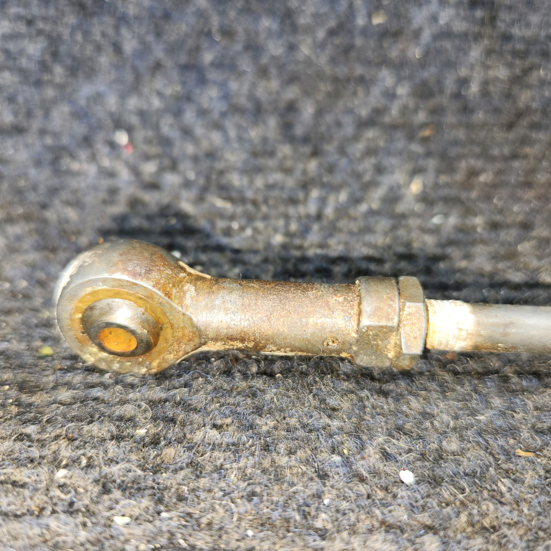 Used aircraft parts for sale, 0523537-2 Cessna 172 Push-Pull Flap, Rod