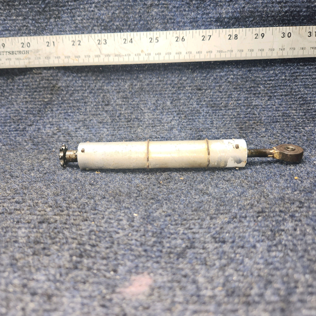 Used aircraft parts for sale, 1260074-1 Cessna 172RG Trim Tab Actuator