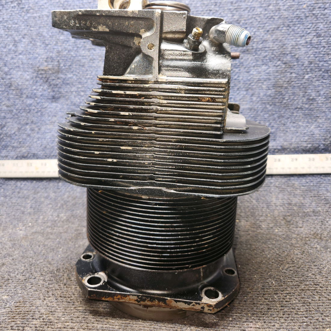 Used aircraft parts for sale, LW-12416 Lycoming Piper PA-28-140 Cylinder