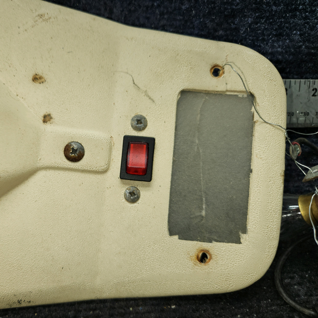 Used aircraft parts for sale, 0710103-1 Cessna C175 Cover Plate Light