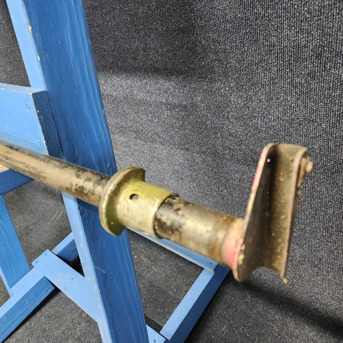 Used aircraft parts for sale, 68451-000 Piper PA32RT-300 FLAP TORQUE TUBE ASSEMBLY