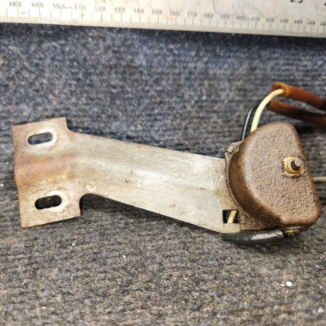 Used aircraft parts for sale, C590501-0101 Cessna 172F Flap Position Transmitter