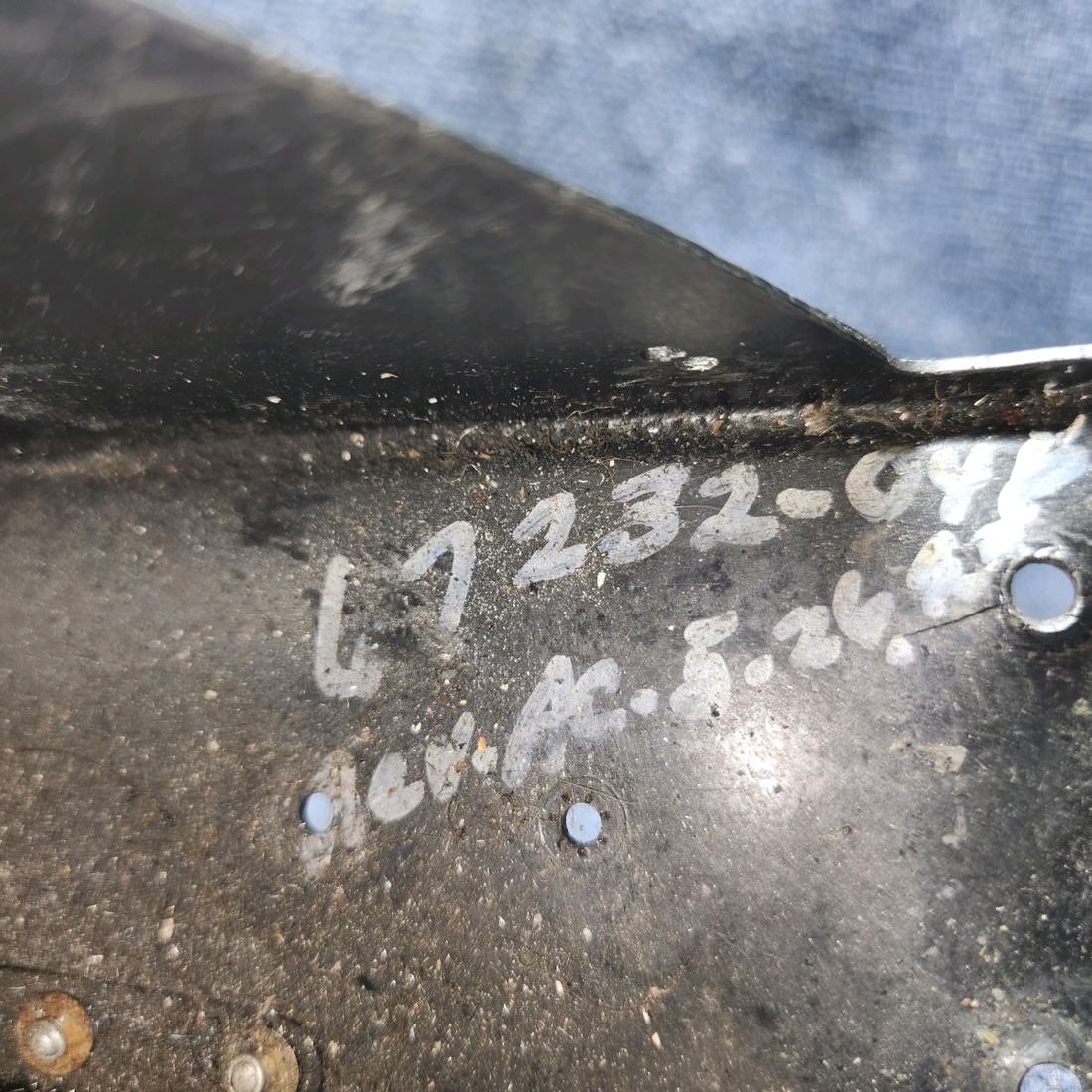 Used aircraft parts for sale, 67232-041 PIPER PA28RT-201 Engine Control Cover Assy