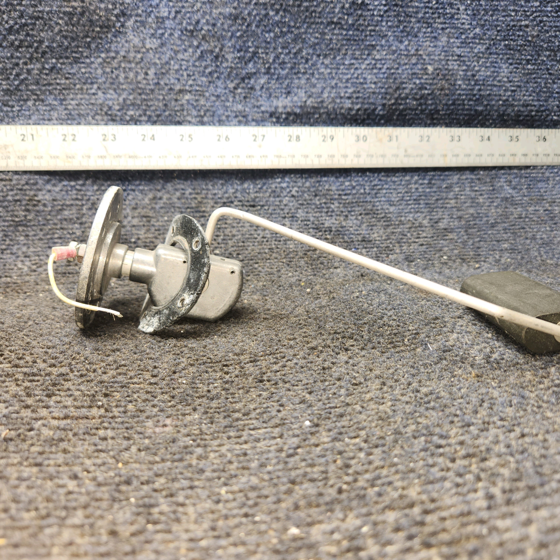 Used aircraft parts for sale, C668050-0501 Cessna 172RG Transmitter Fuel Level LH