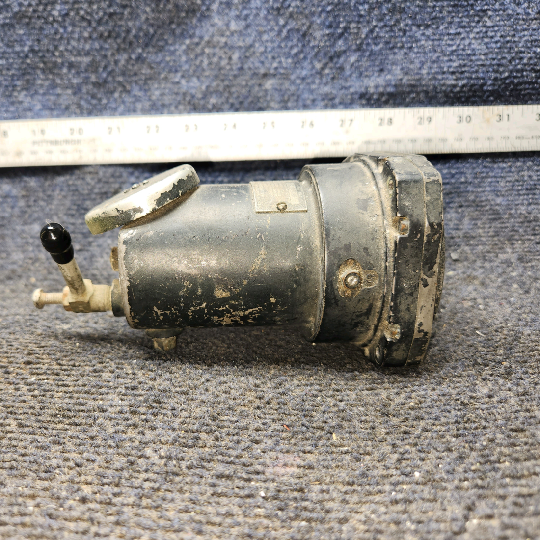 Used aircraft parts for sale, 1718-1AG-A1 Pioneer Cessna 172F Turn and Bank Indicator