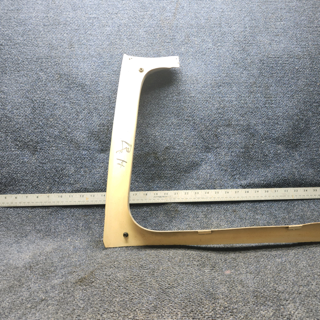 Used aircraft parts for sale, 79171-008 Piper PA28RT-201 Window Frame Center Right