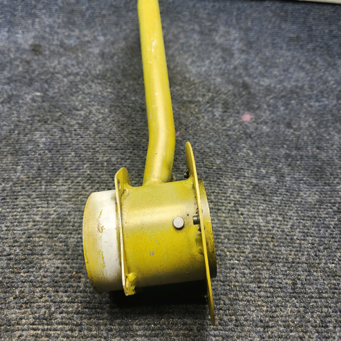 Used aircraft parts for sale, 68416-003 PIPER PA28-161 Warrior III CABIN AIR VENT VALVE ASSEMBLY RH SOLD AS A CORE NO RETURNS.