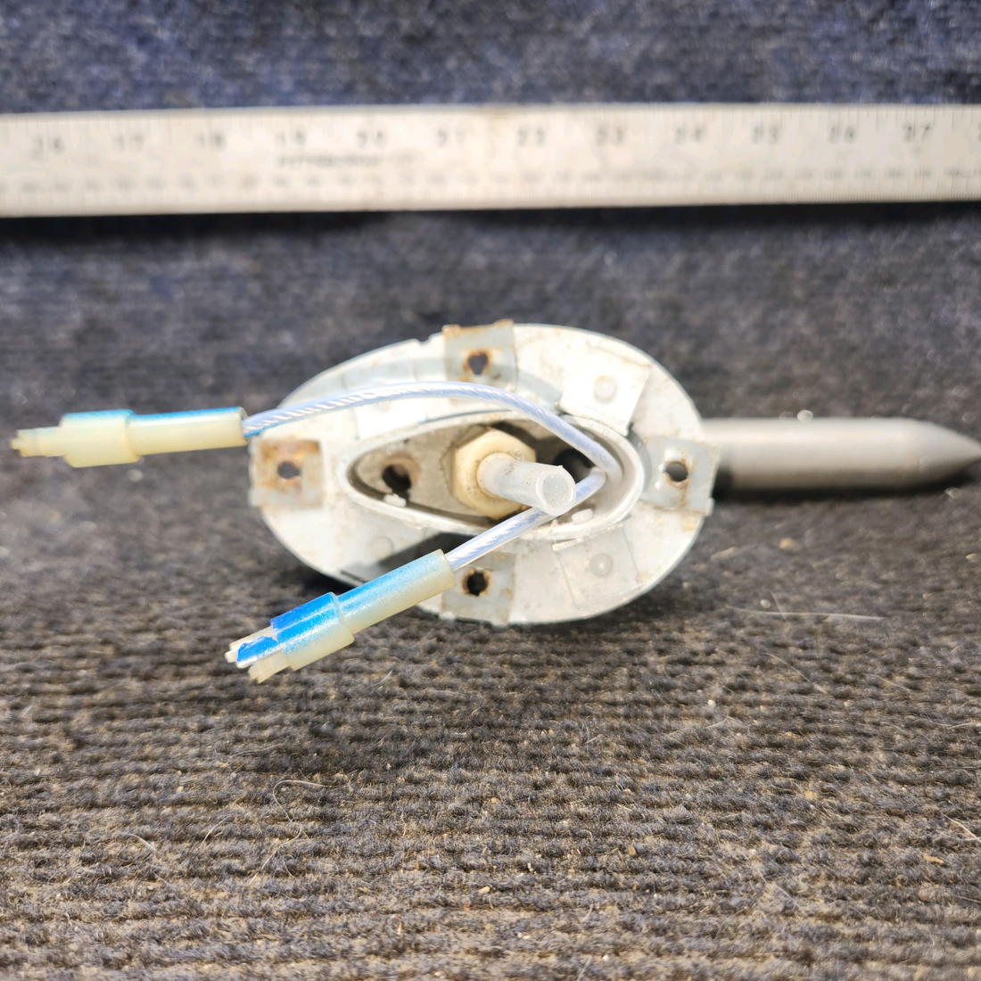 Used aircraft parts for sale, 0721105-3 cessna 172N Heated Pitot Tube