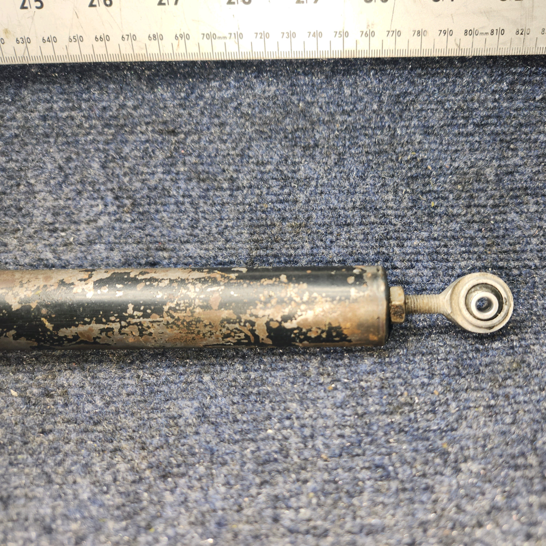 Used aircraft parts for sale, 76425-000 PIPER PA28RT-201 Bungee Assy Nose Wheel LH