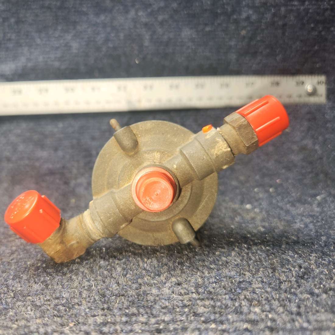 Used aircraft parts for sale, 63839-003 PIPER PA28-140 Gascolator Assy