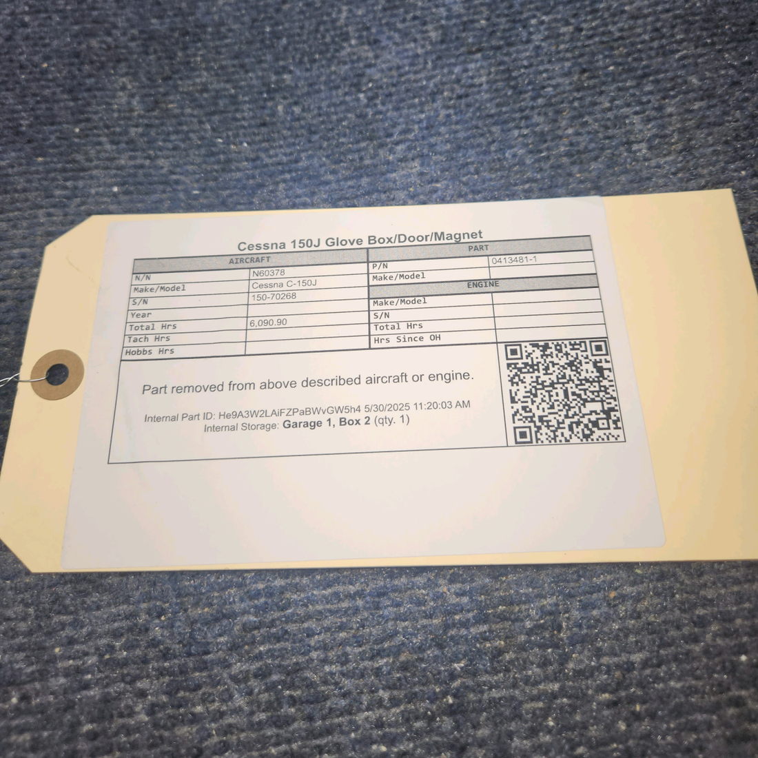 Used aircraft parts for sale, 0413481-1 Cessna C-150J Glove Box with Door and Magnet