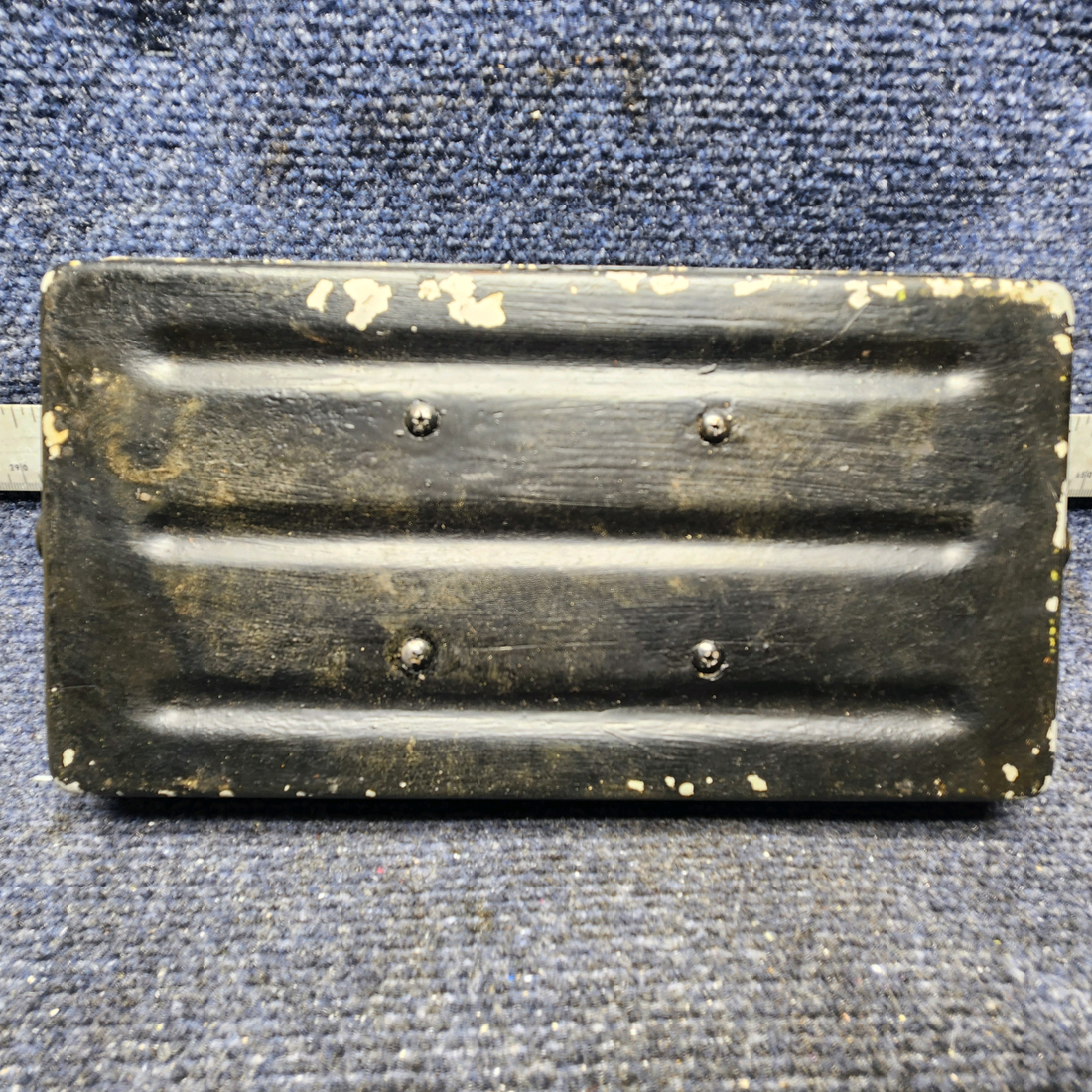 Used aircraft parts for sale, 35-410462-17 Beechcraft A23A Musketeer Custom III BATTERY BOX LID