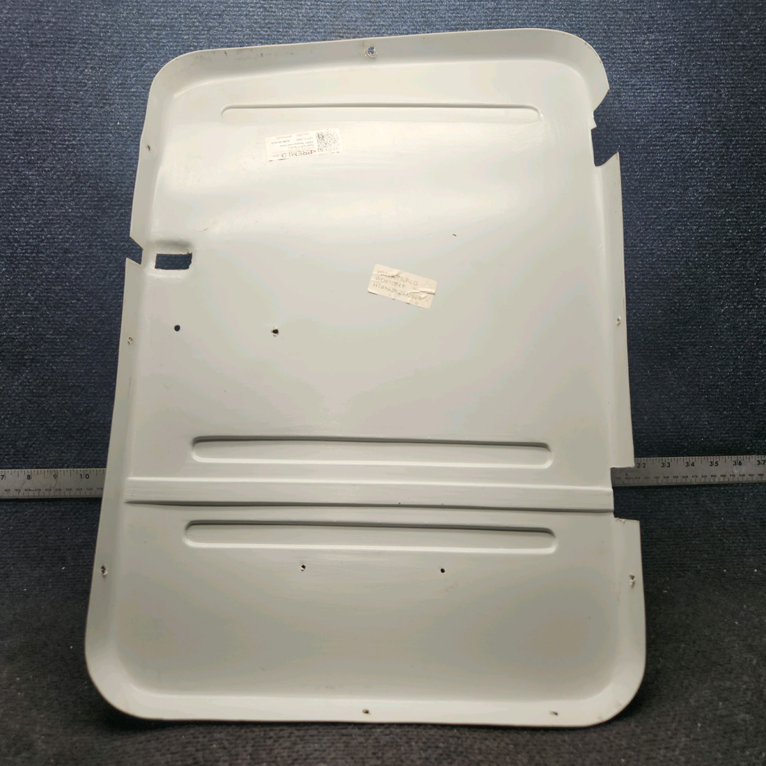 Used aircraft parts for sale, P0715079-7-LG Premier Aero Cessna 172E Baggage Door Cover