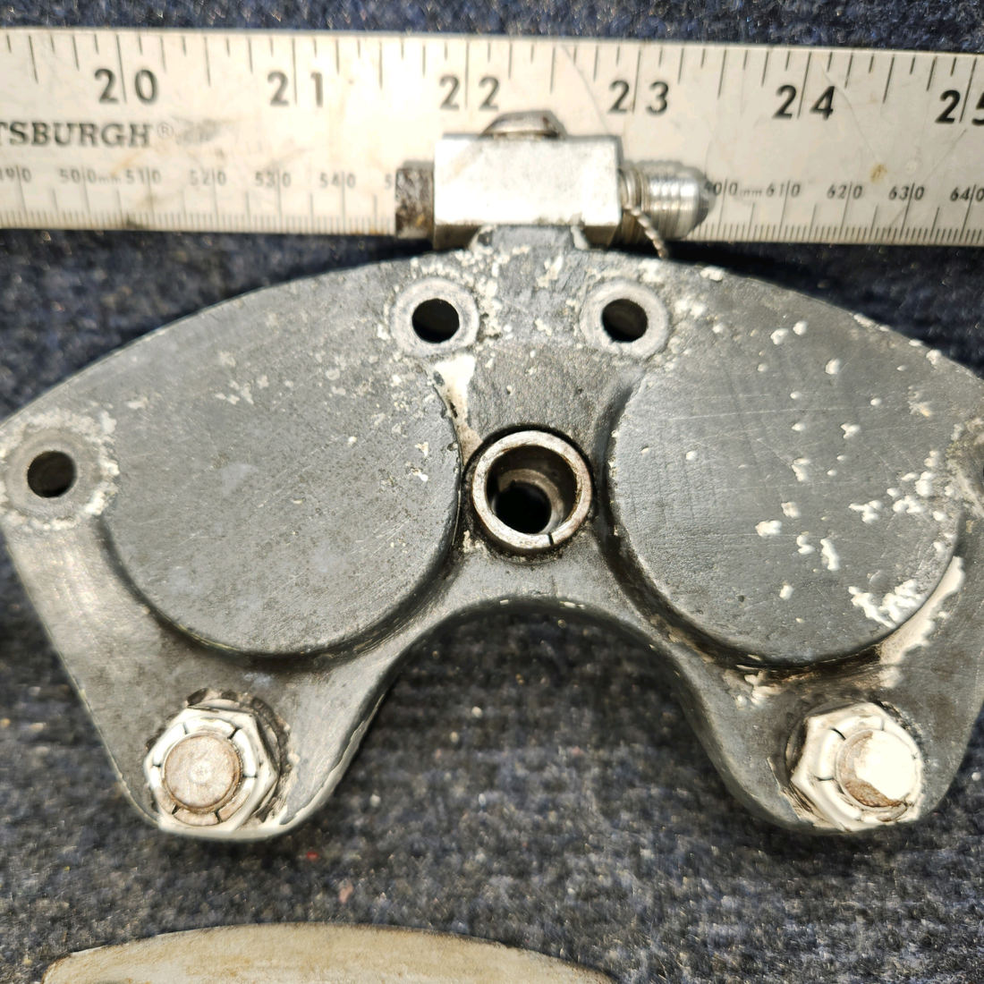 Used aircraft parts for sale, 3000-250 Cleveland 451-716 PIPER PA-24-250 Cleveland Brake Assembly