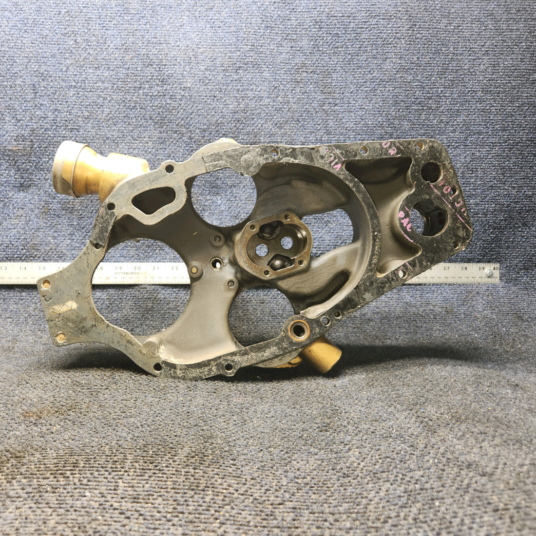 Used aircraft parts for sale, 530007 Continental O-300 C-145 Cessna 172F Engine Accessory Case