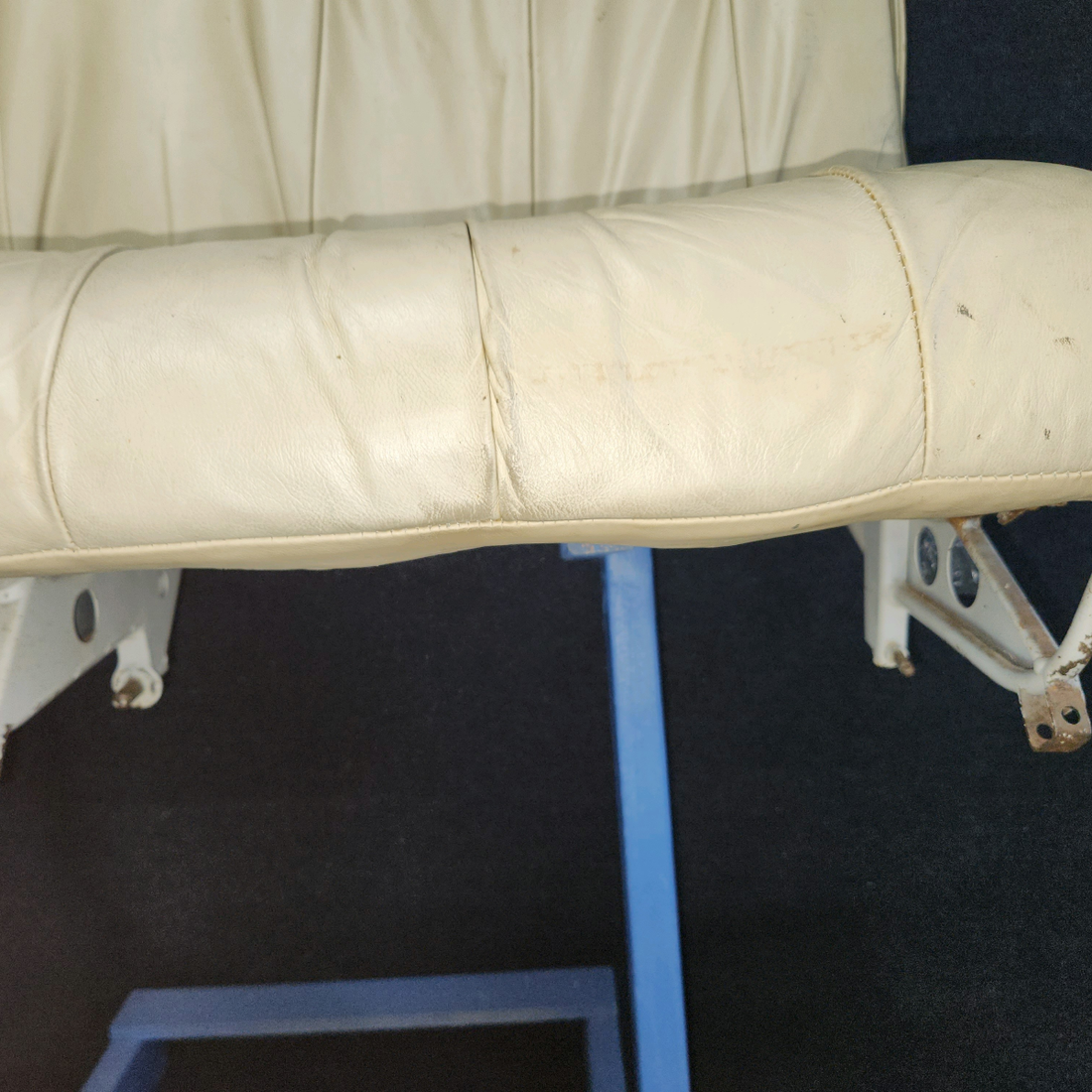 Used aircraft parts for sale, 35-534152 BEECHCRAFT F35 Bonanza Aft Seat Assy-Core