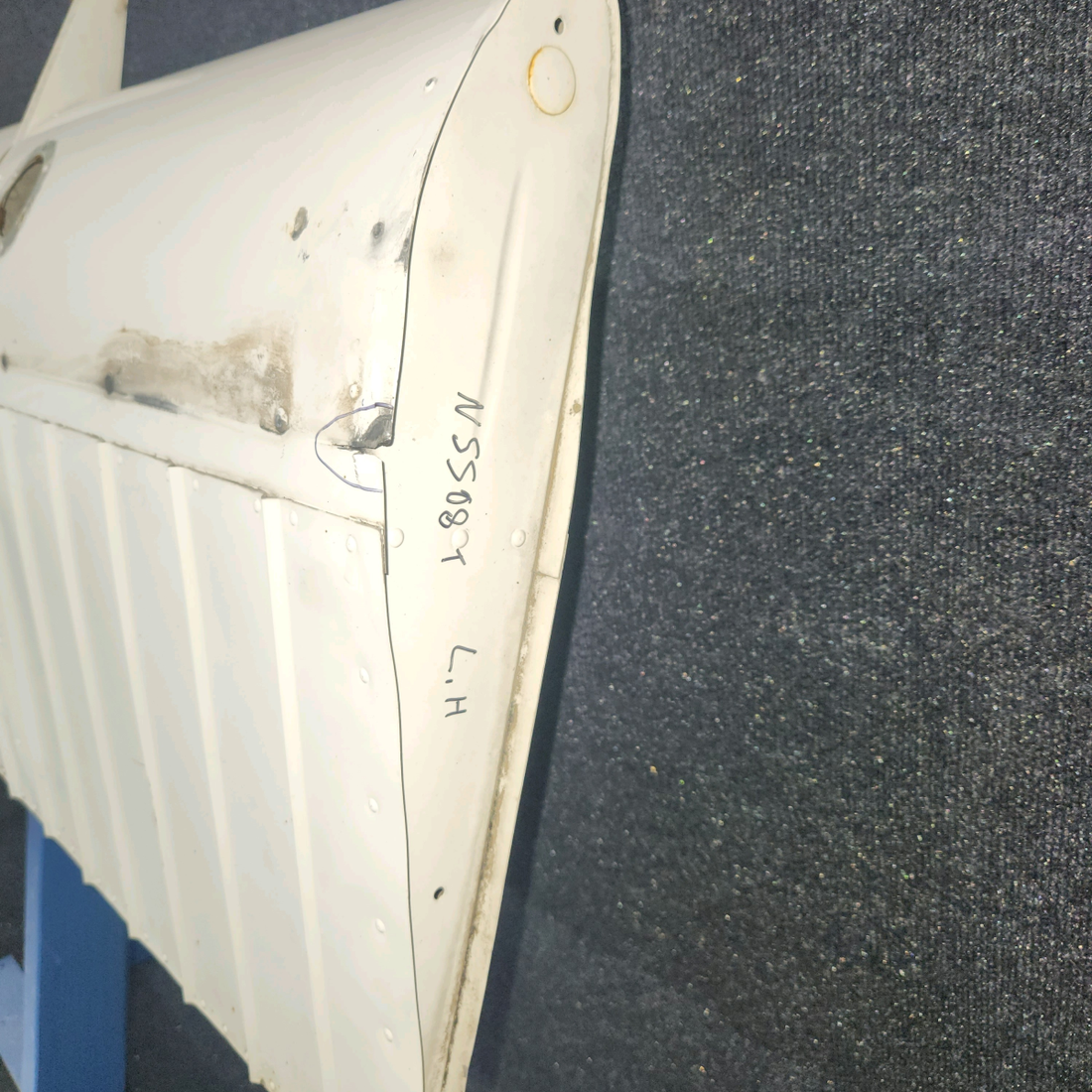 Used aircraft parts for sale, 0523901-35 Cessna 172E Flap Assembly - LH