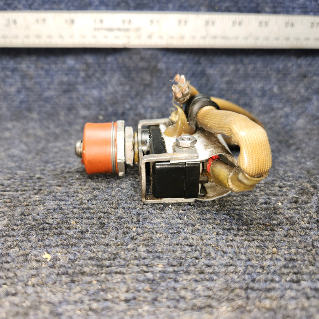 Used aircraft parts for sale, 487-820 PIPER PA-24-250 Nose Gear Switch Assembly