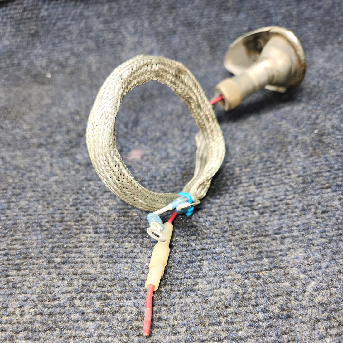 Used aircraft parts for sale, 30-0009-35 GRIMES CESSNA 172K WING NAVIGATION LIGHT "NO LENS" LED LIGHTS"
