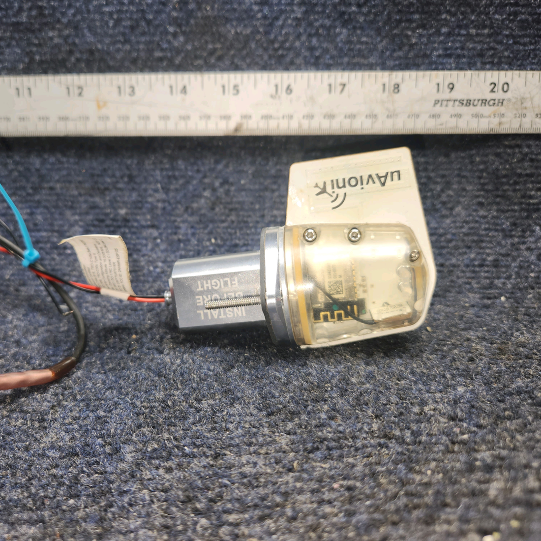 Used aircraft parts for sale, UAV-1002183-001 uAvioni TailBeacon Piper PA28-140 LED TAILBEACON WAAS, GPS, ADS-B LIGHT (14, 28V)