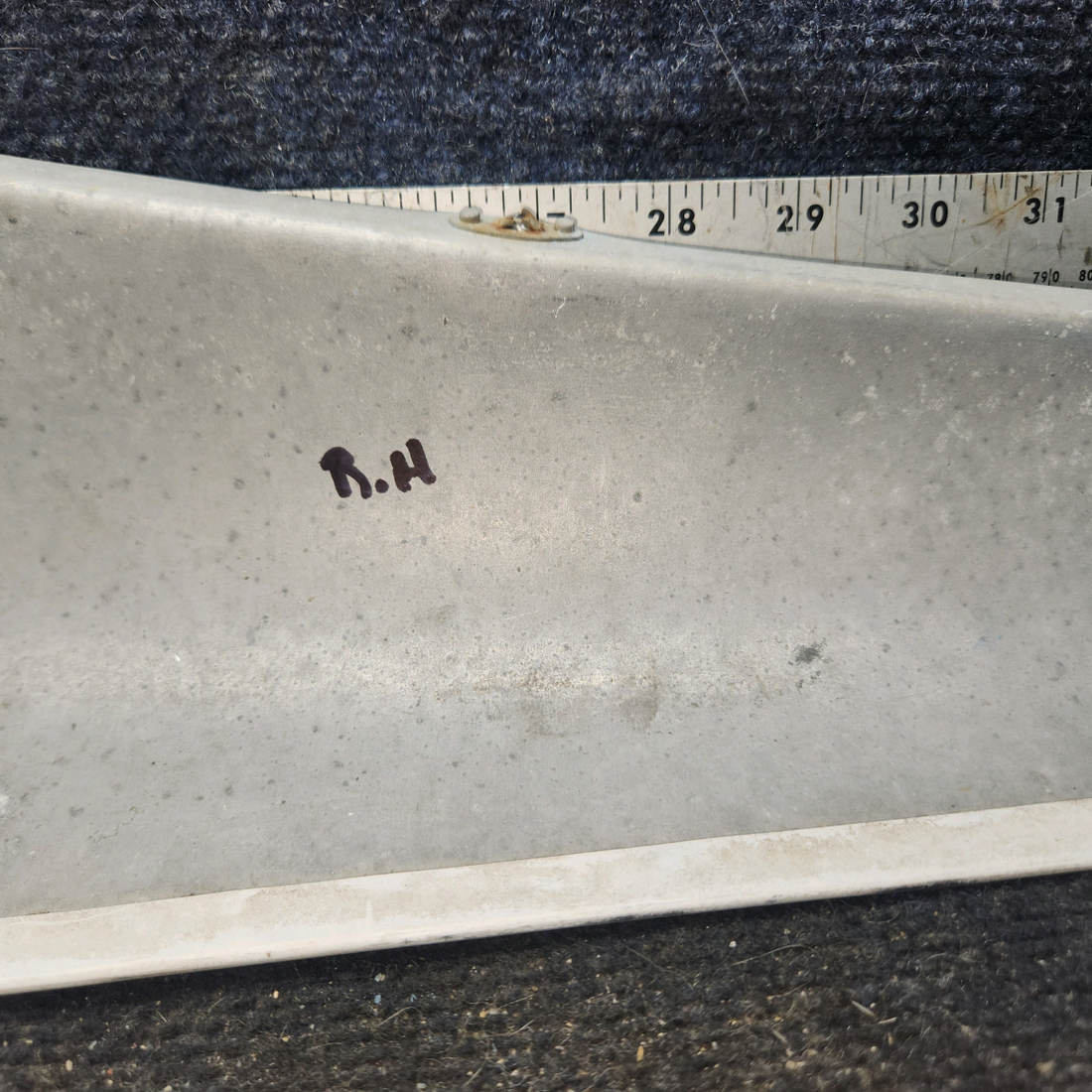 Used aircraft parts for sale, 0530010-5 cessna 172N Horizontal Stabilizer Fairing- LH