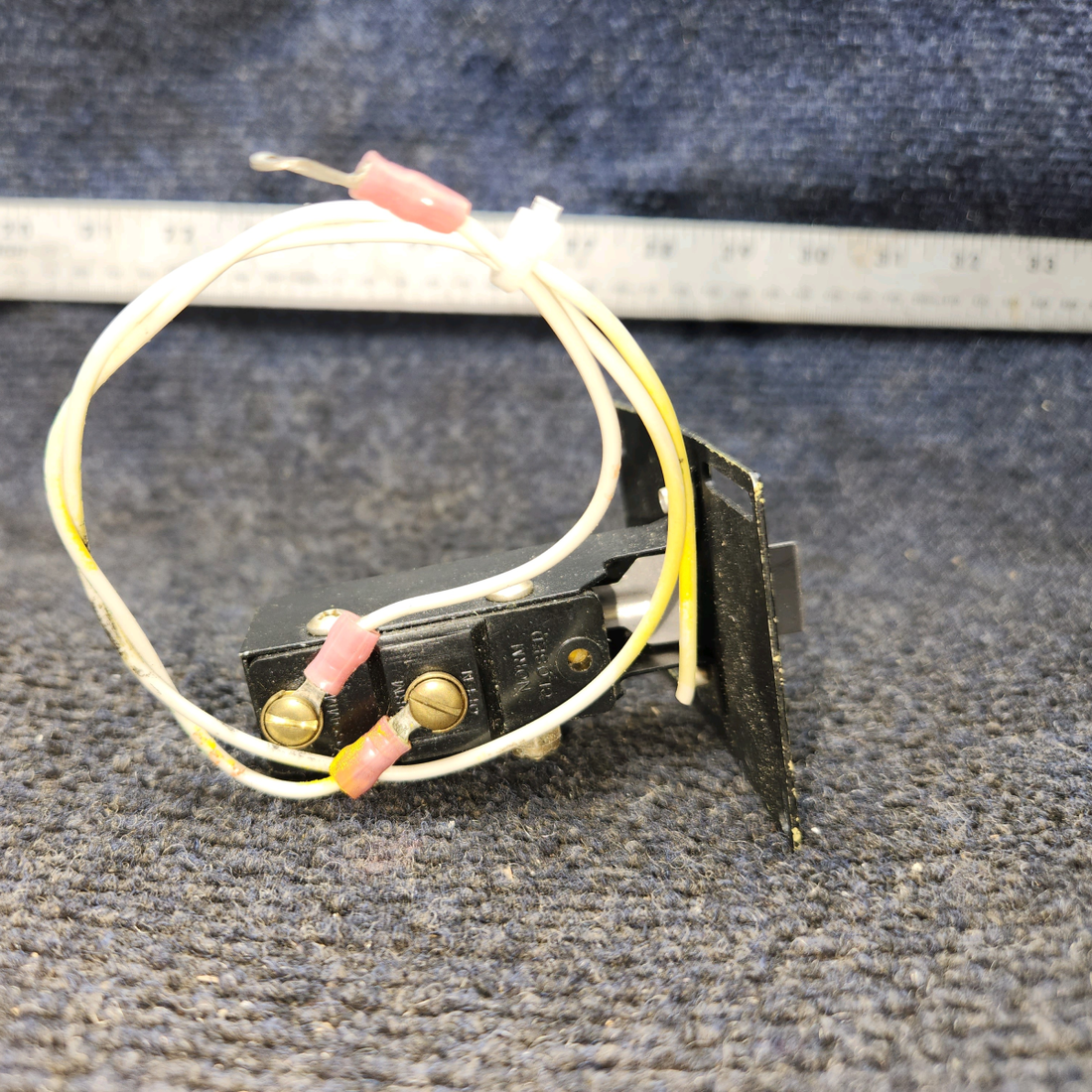 Used aircraft parts for sale, 186-12 Safe Flight Instruments 186-12 Cessna Lift Detector