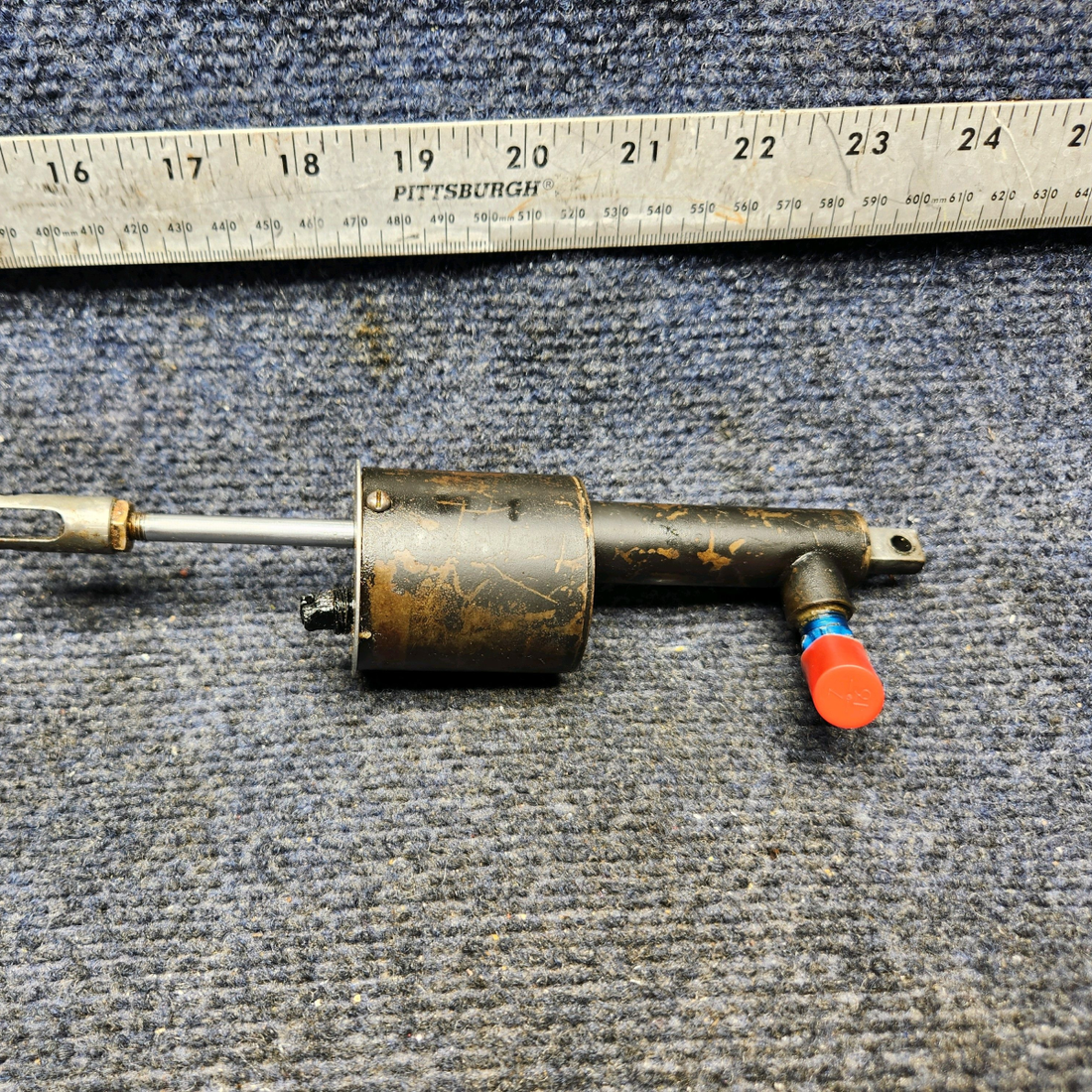 Used aircraft parts for sale, 169-380006 Beechcraft A23A Musketeer Custom III MASTER BRAKE CYLINDER