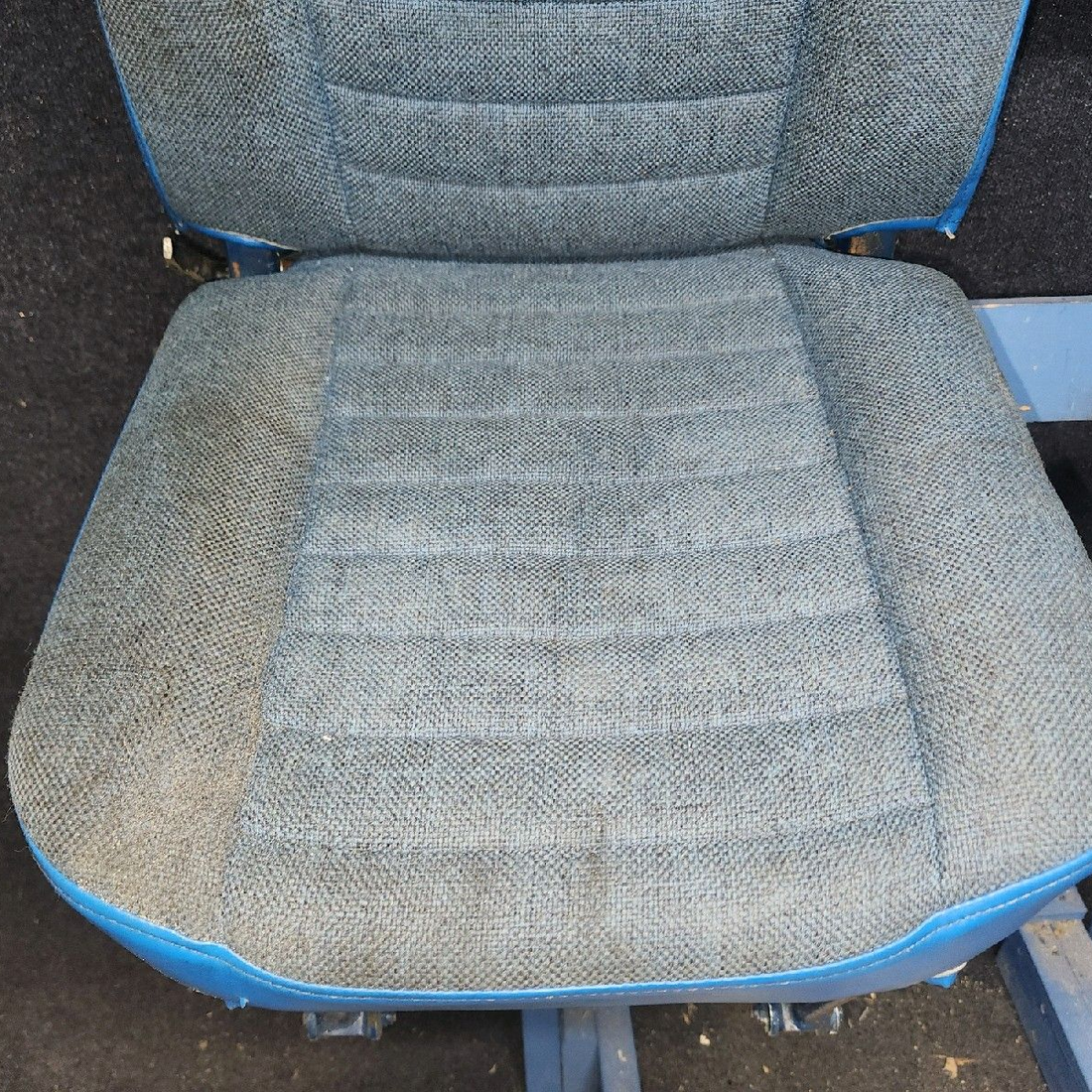 Used aircraft parts for sale, 79337-021 piper PA-28-181 Front Pilot Seat Assembly LH