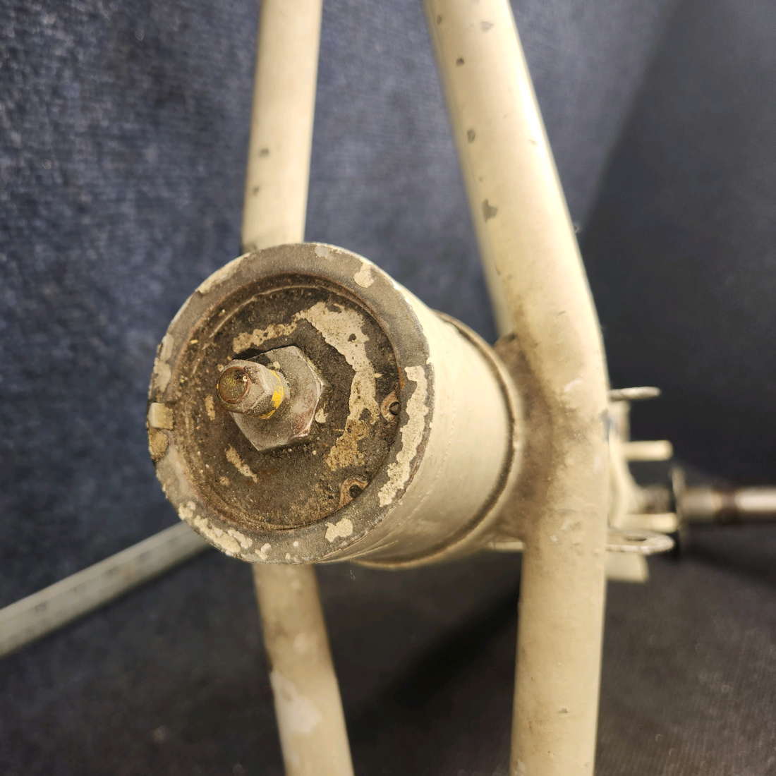 Used aircraft parts for sale, 45-815201-603 Beechcraft F35 Landing Gear Shock Absorber Assy - RH