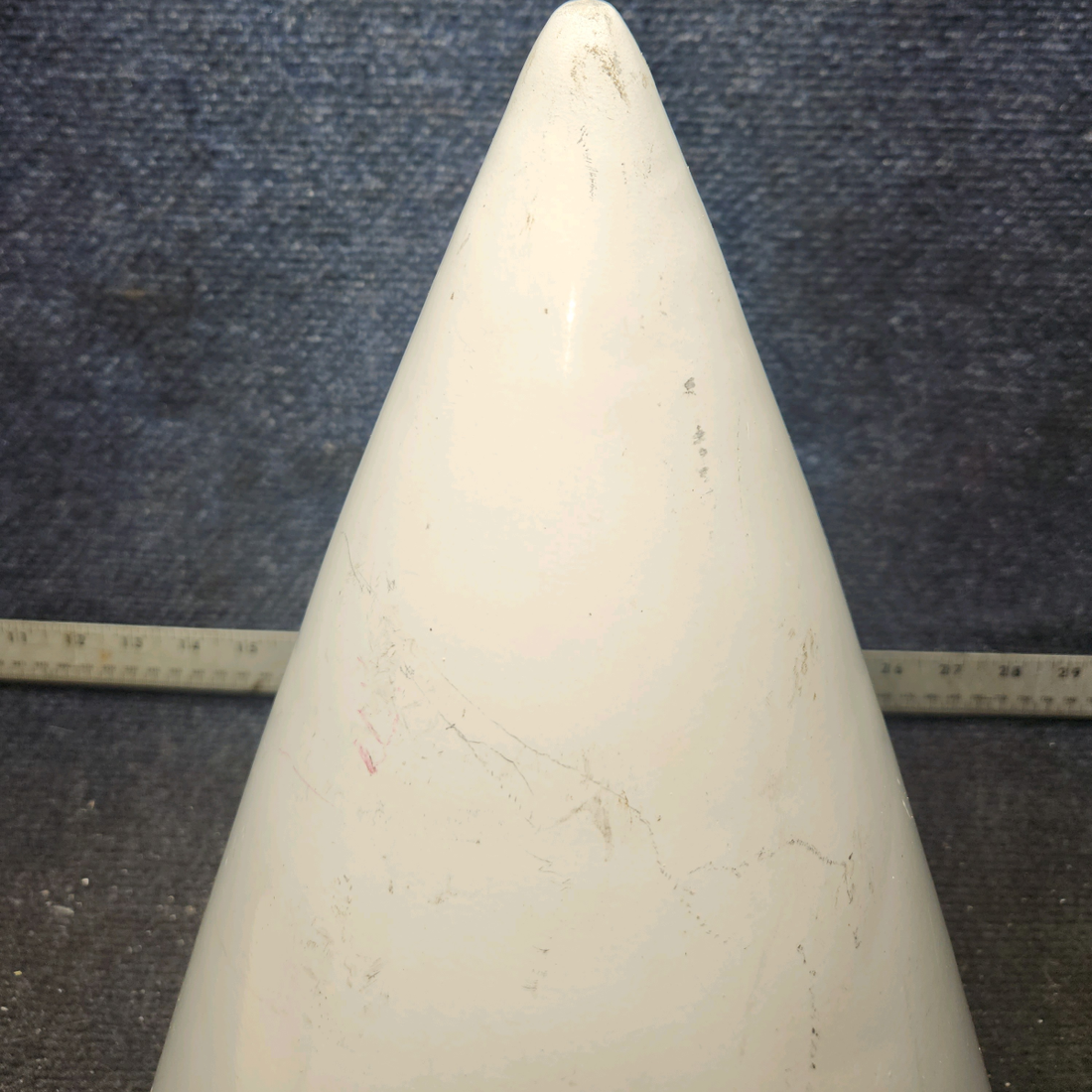 Used aircraft parts for sale, 0550236-8 cessna 172N Spinner