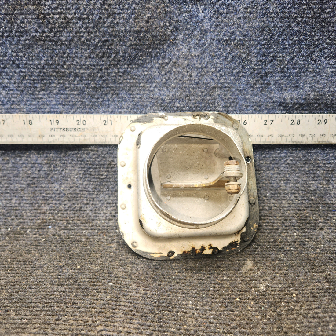 Used aircraft parts for sale, 0713135-2, 0713139-1 Cessna 172E Outside Air Door Assy