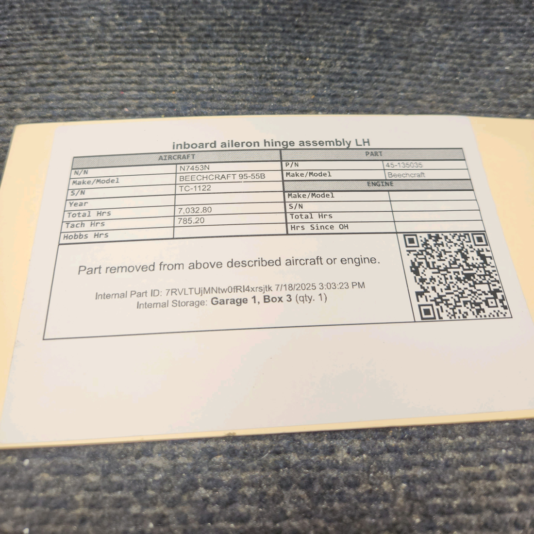 Used aircraft parts for sale, 45-135035 BEECHCRAFT 95-55B Aileron Hinge Assembly, Inboard – LH