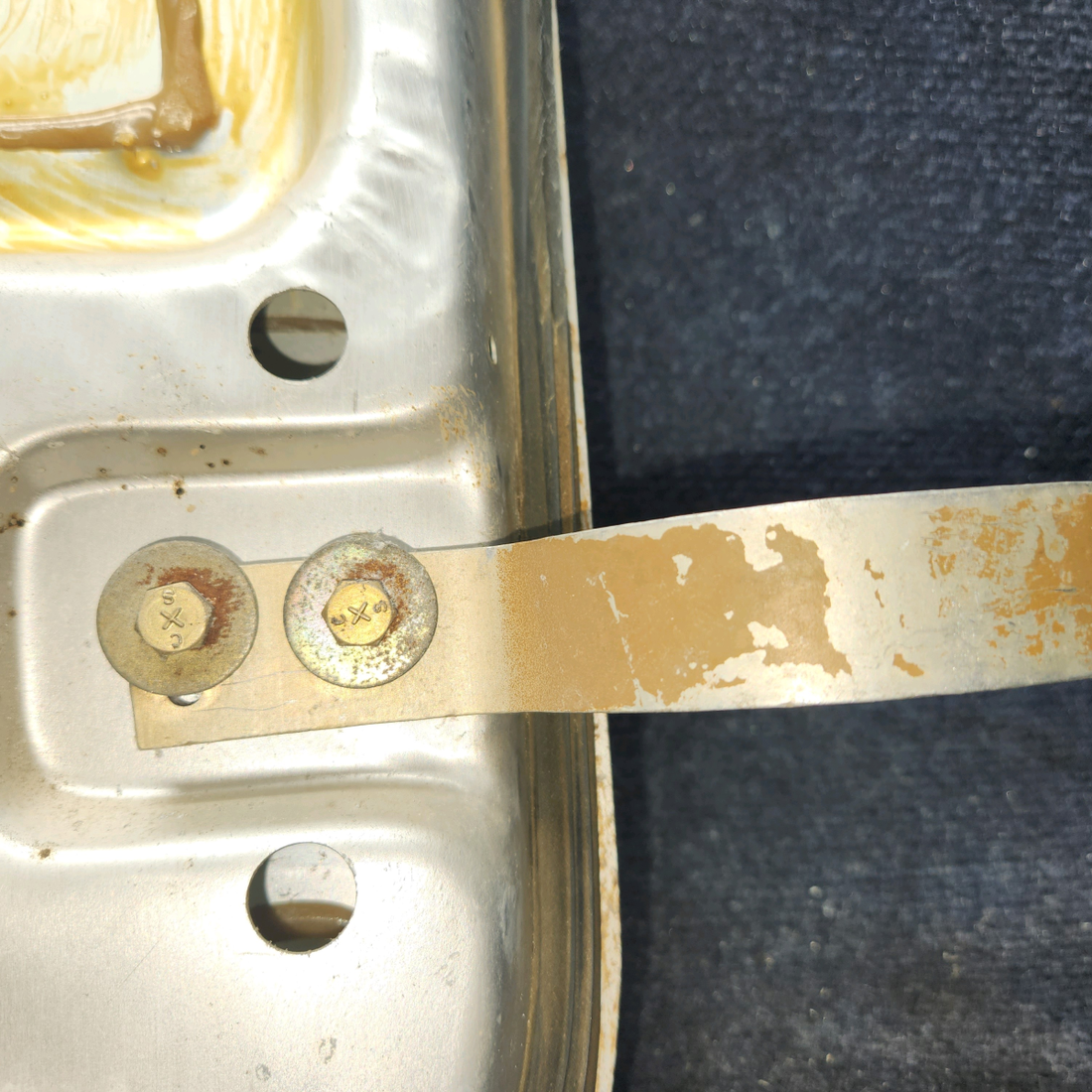 Used aircraft parts for sale, 0711791-1 Cessna 182Q Baggage Door Structure