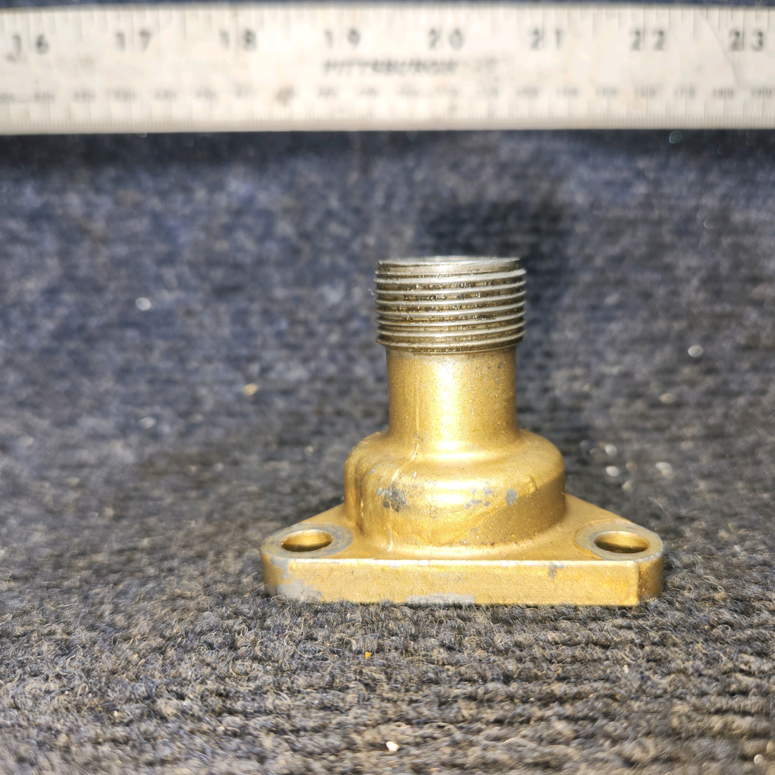 Used aircraft parts for sale, 641531 Continental O-300-D Cessna 172F Tachometer Drive Adapter Assy