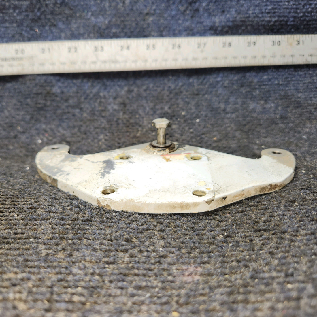 Used aircraft parts for sale, 0534124 Cessna 172 Elevator bellcrank assembly