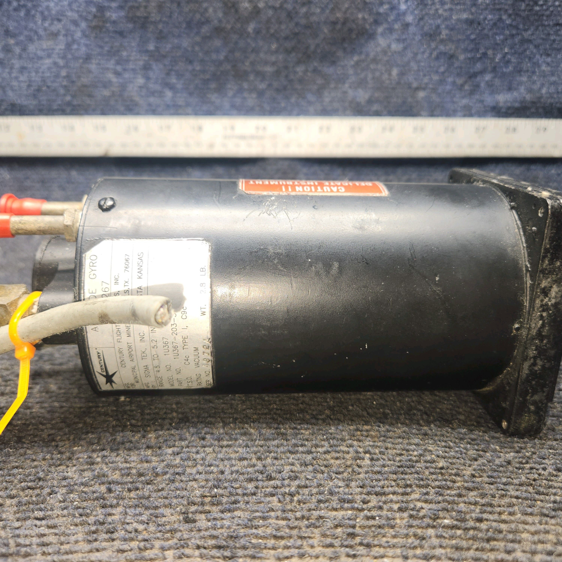 Used aircraft parts for sale, 52D267 Century Flight Systems 1U367 Piper PA28RT-201 Attitude Gyro - Cable cut