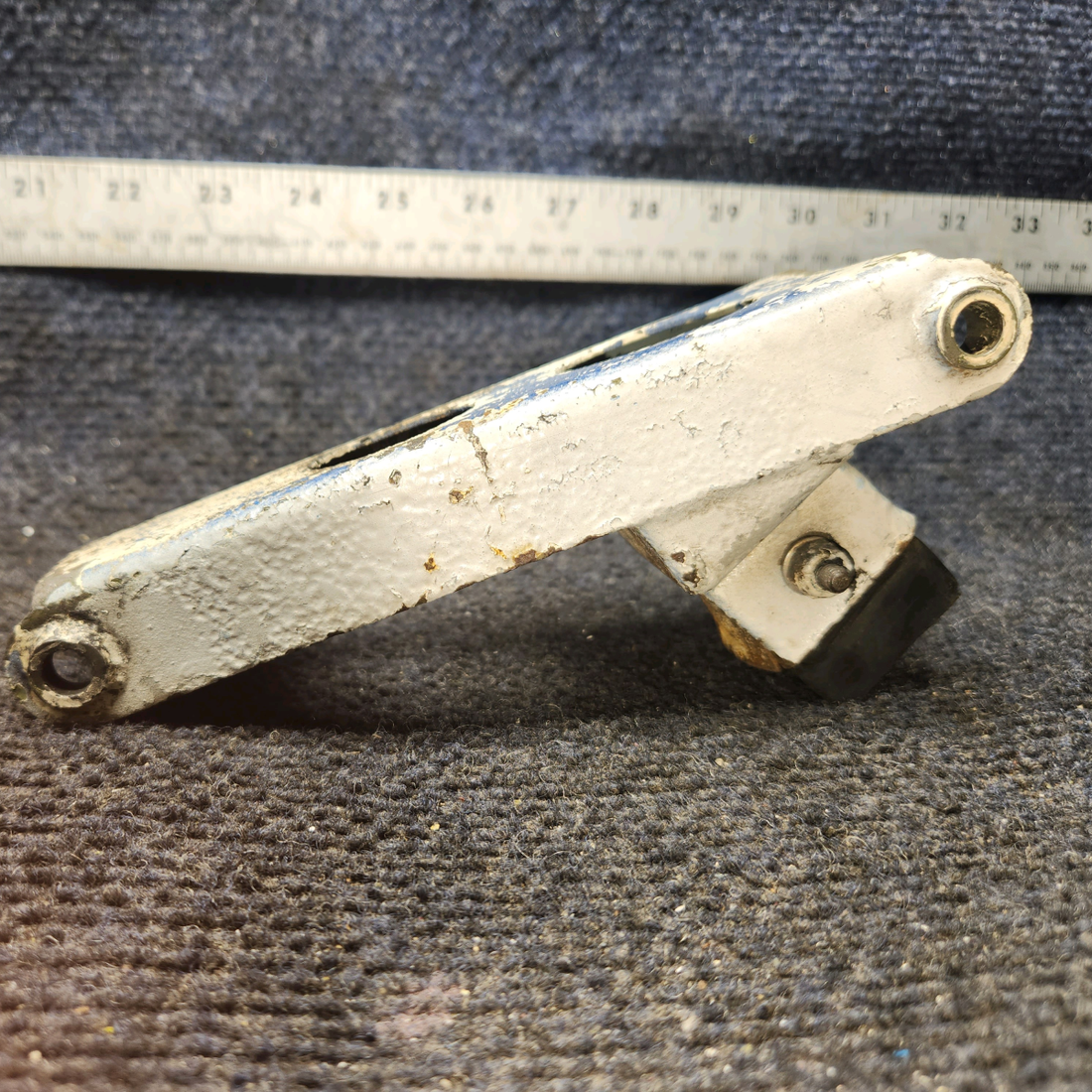 Used aircraft parts for sale, 13074-003 PIPER PA28-140 Nose Gear Torque Link Lower