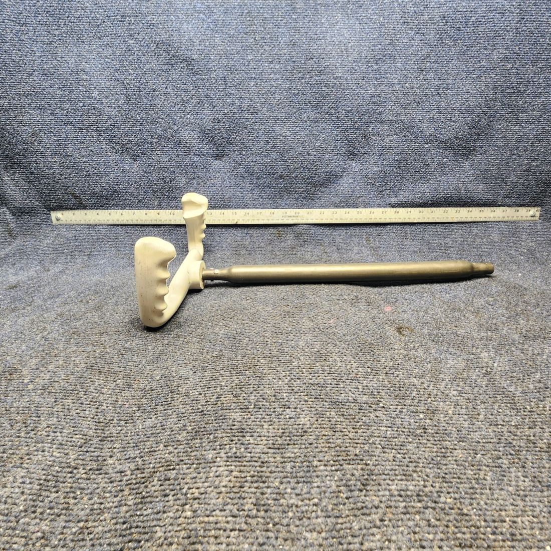 Used aircraft parts for sale, 35-380060-35 Beechcraft A23A Musketeer Custom III CONTROL WHEEL ASSEMBLY