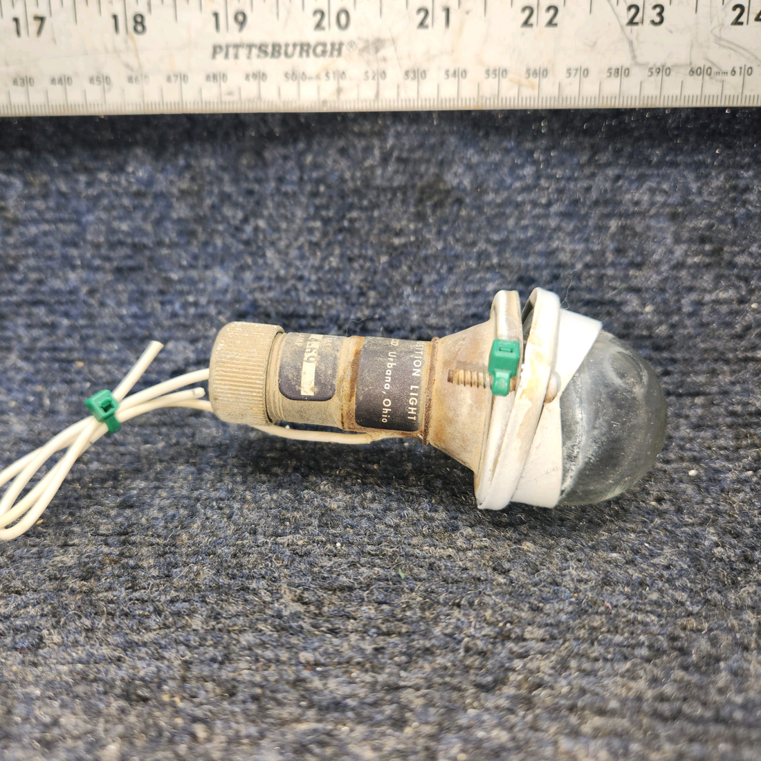 Used aircraft parts for sale, A-2064-1073 Grimes Piper PA28-140 Rear Position Light with Lens and Retainer