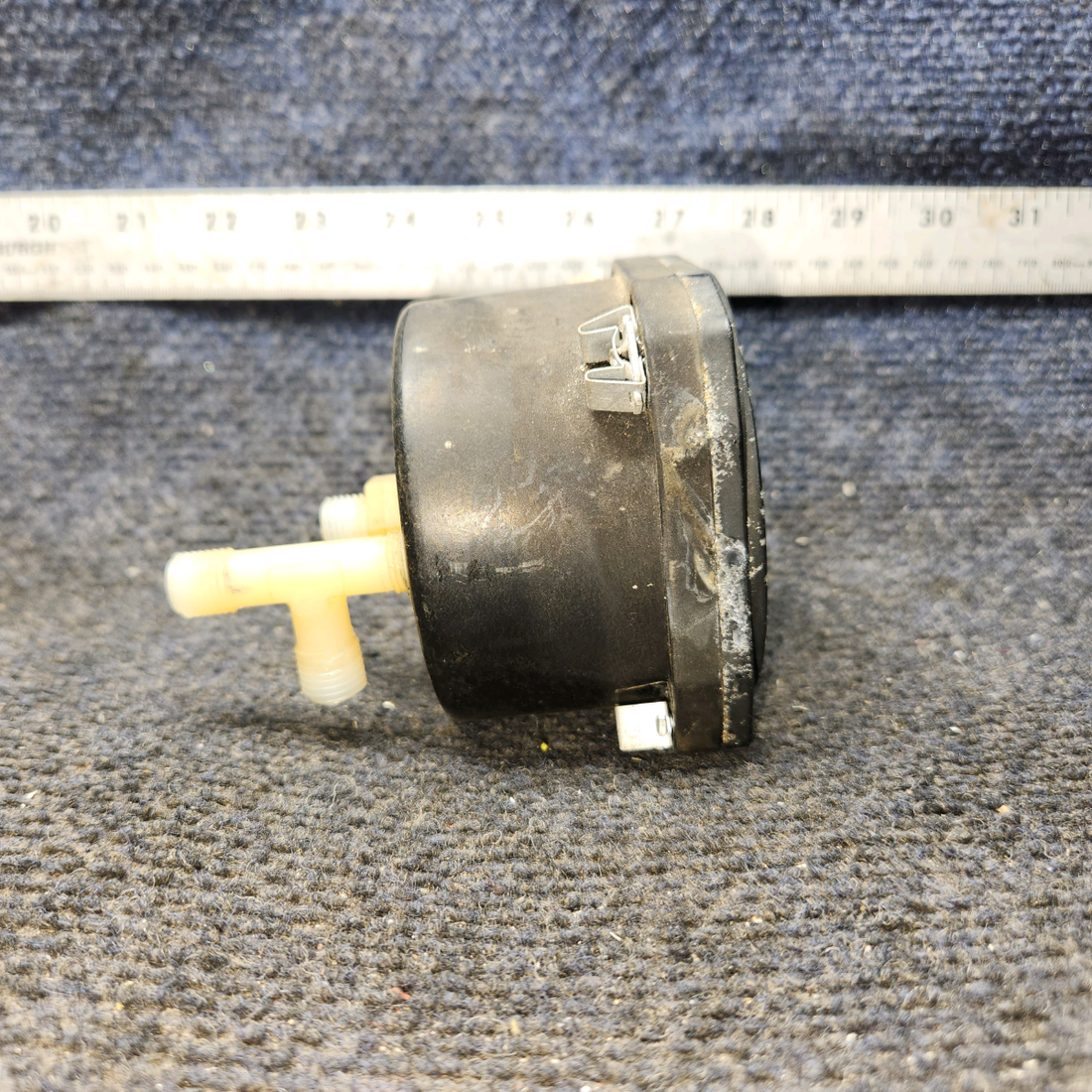 Used aircraft parts for sale, S1470N9 Cessna 172F Airspeed Indicator