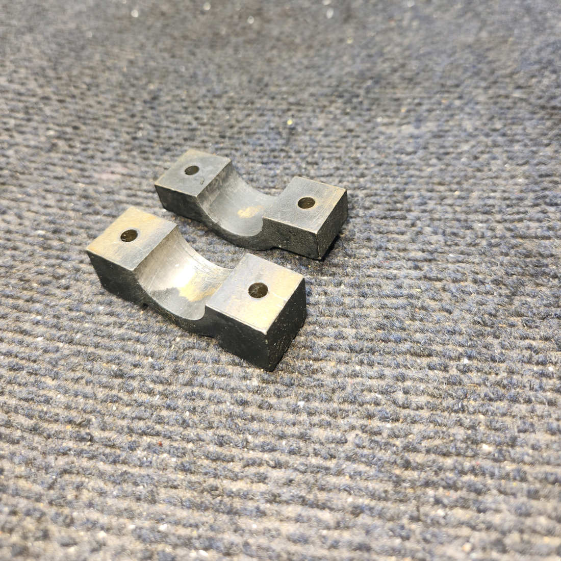 Used aircraft parts for sale, S1674-1 Cessna 182G Rudder Bar Bearing Pair