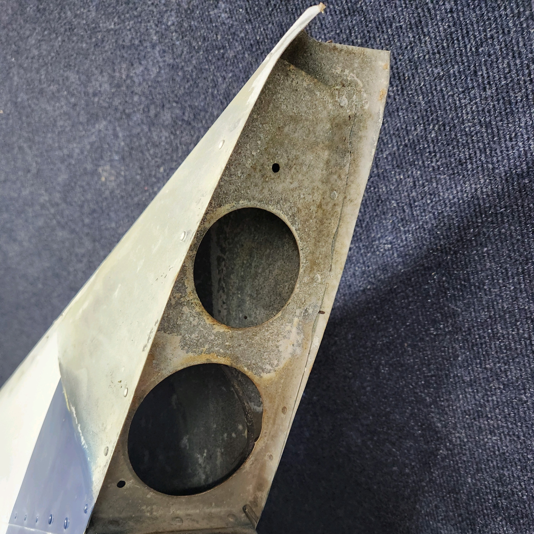 Used aircraft parts for sale, 0531006-110 CESSNA C172RG VERTICAL FIN ASSEMBLY