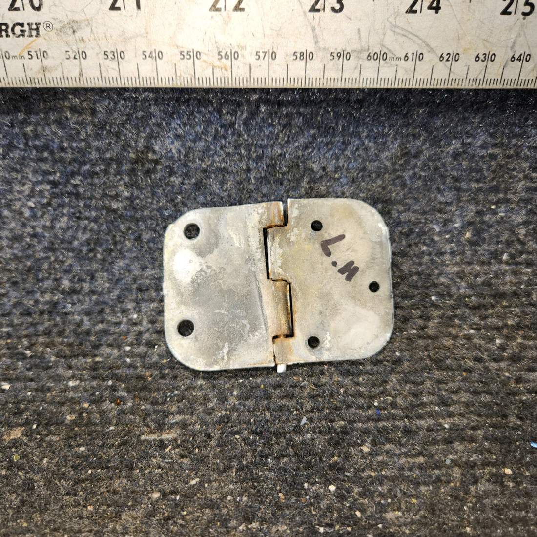Used aircraft parts for sale, 0511280-3 Cessna 172E Cabin Door Lower Hinge Assembly LH