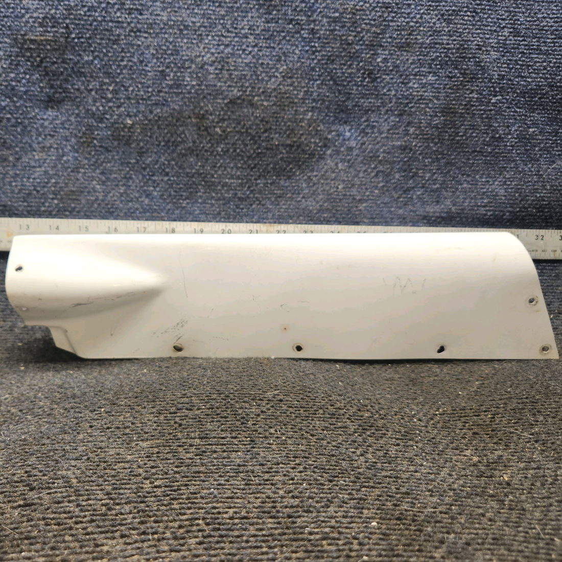 Used aircraft parts for sale, 0531006-112 cessna 172N Rudder Tip