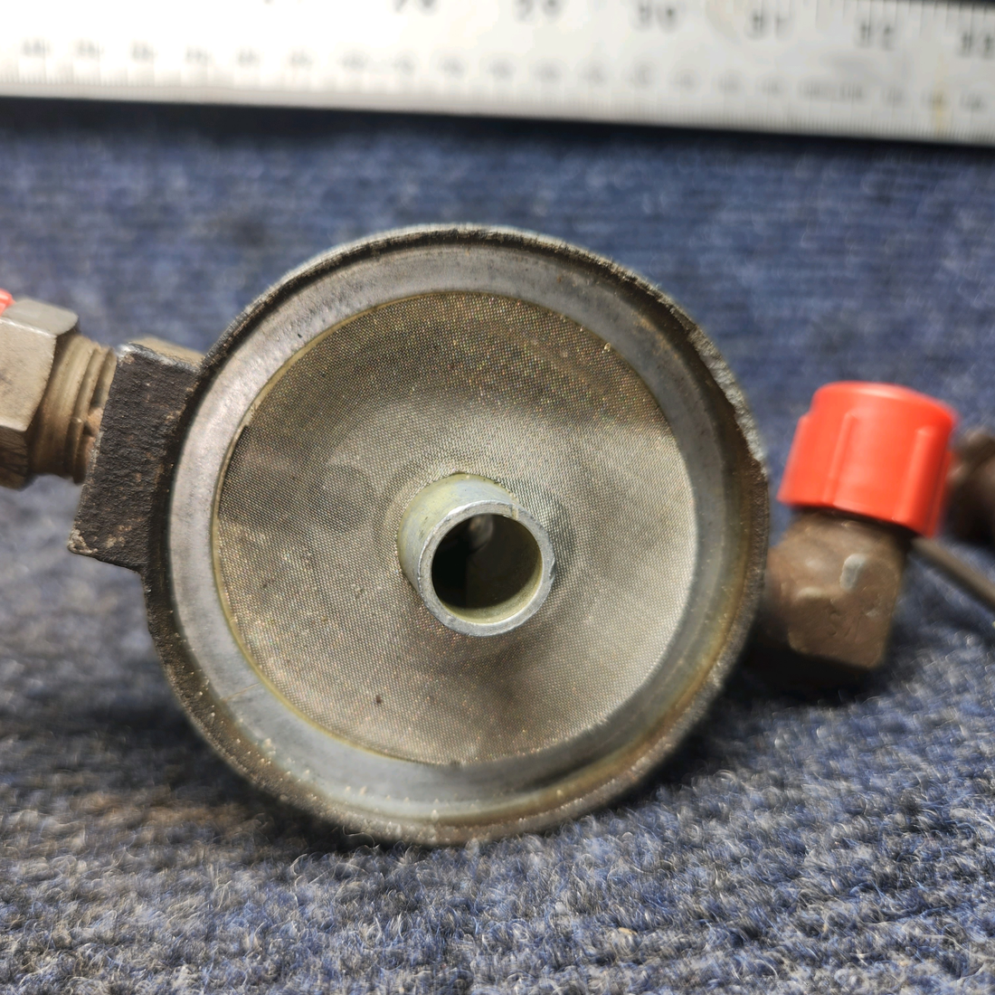 Used aircraft parts for sale, 63839-003 Piper PA28-140 Fuel Gascolator Assy. / Strainer