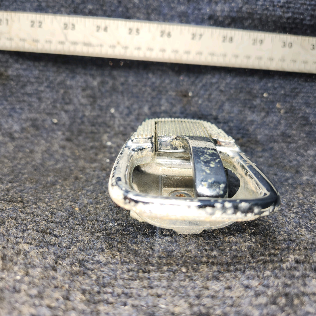 Used aircraft parts for sale, 459-441, 464-048 Piper PA28-140 Cabin Door Handle w/ Escutcheon Assy