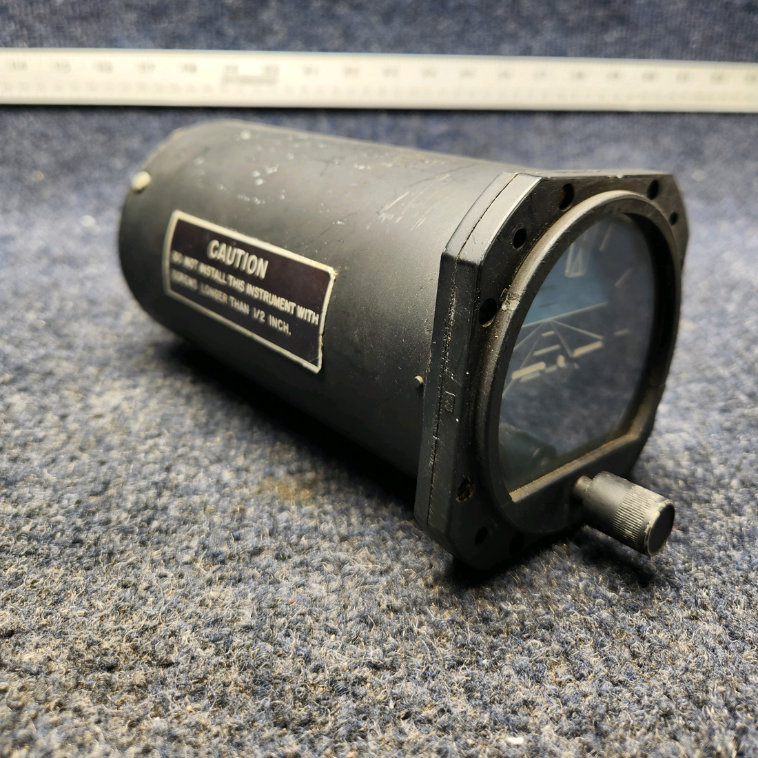 Used aircraft parts for sale, C661076-0101 PIPER PA28-140 CESSNA EDO-AIRE ATTITUDE INDICATOR GYRO
