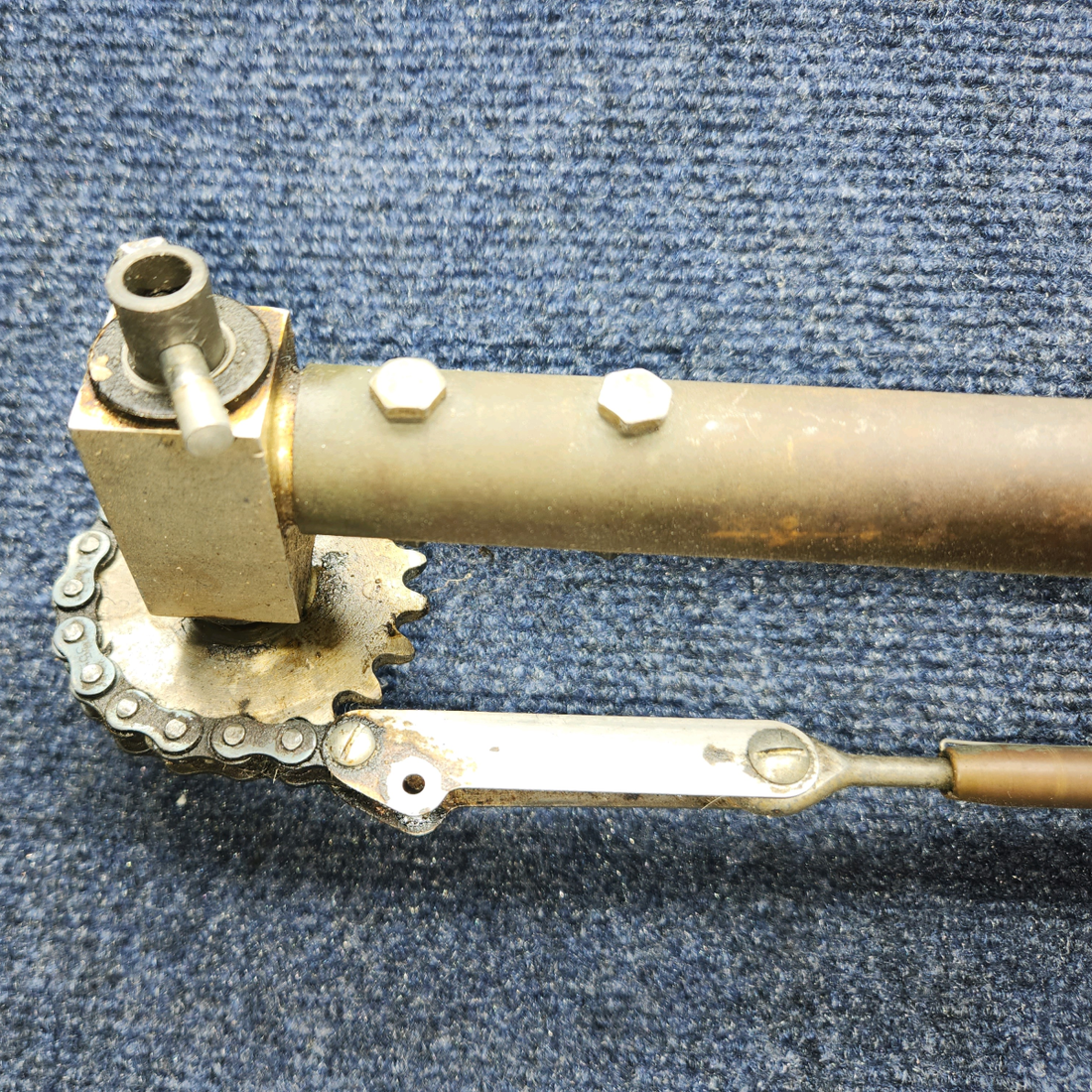 Used aircraft parts for sale, 169-524018-601 Beechcraft C23 SUNDOWNER Control Column Assembly