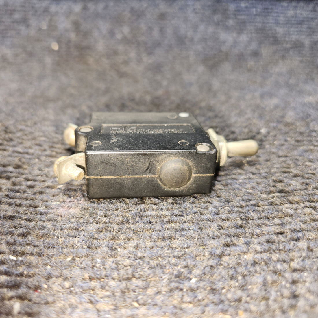 Used aircraft parts for sale, 112-220-101 AMF Wood Electric W31-X2M1G-20 Cessna 172F Toggle Switch (Amps: 20)